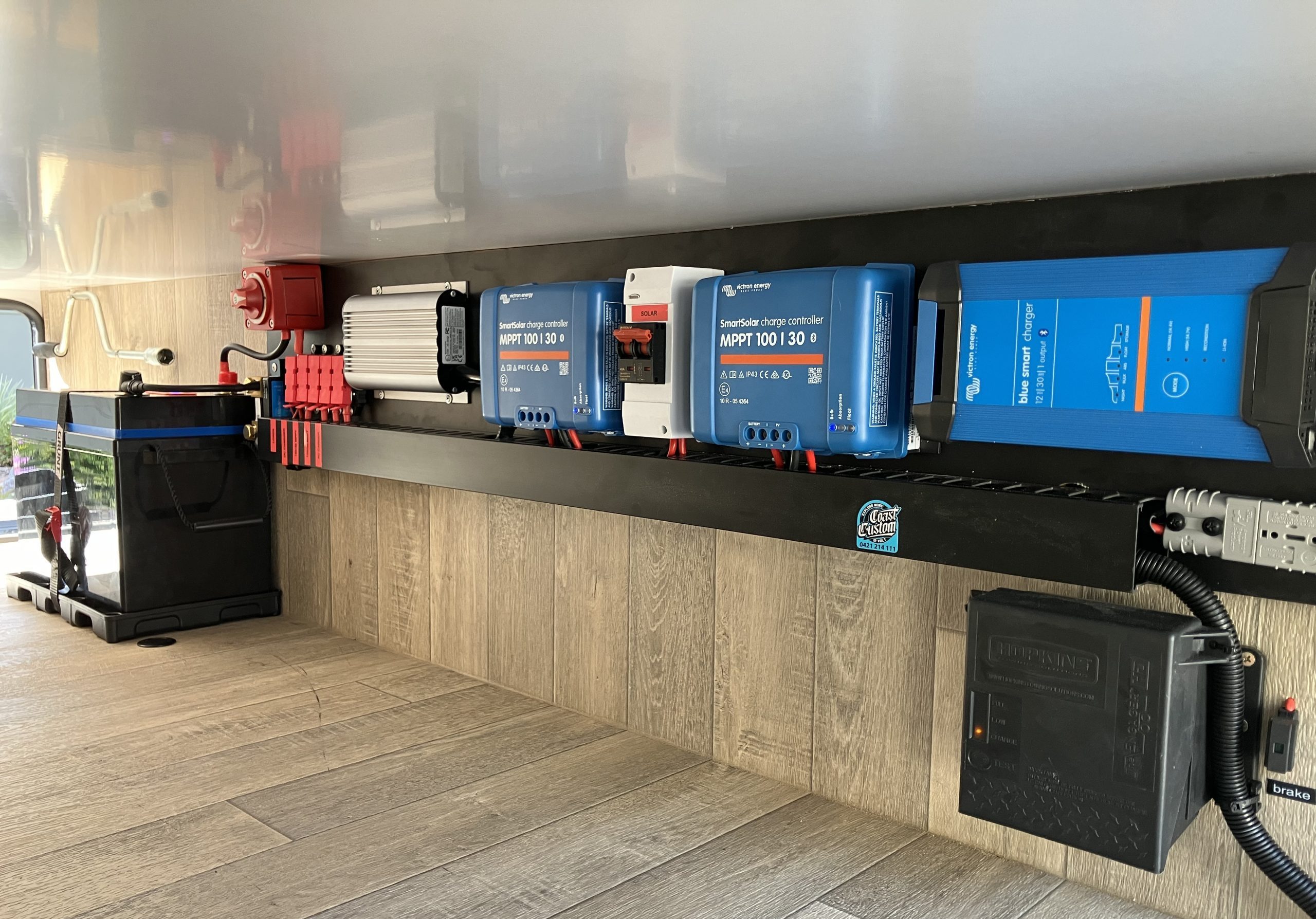 millard-caravan_small-offgrid-victron-setup_coast-custom-12-volt