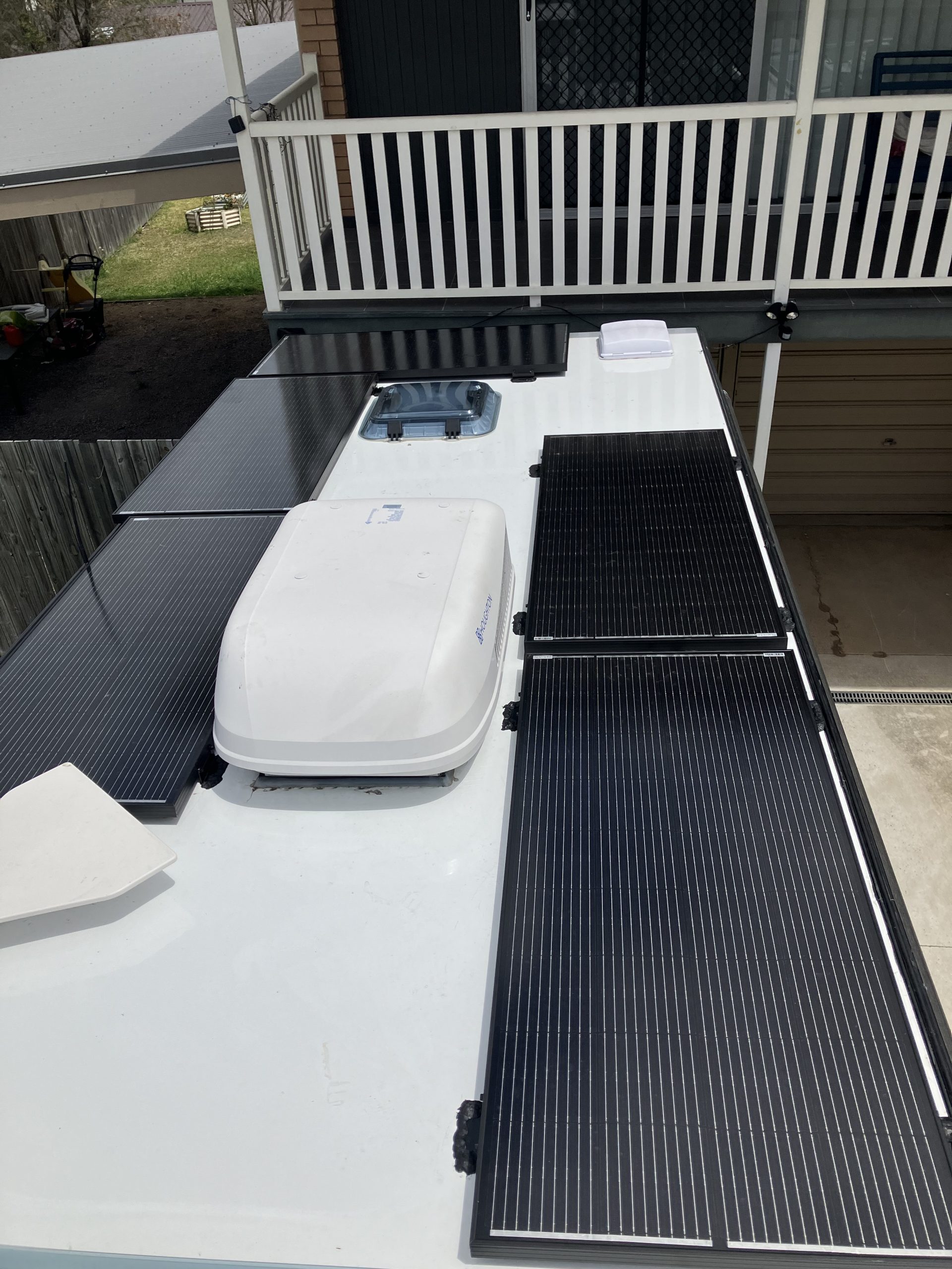 Snowy River Caravan: Offgrid System 13
