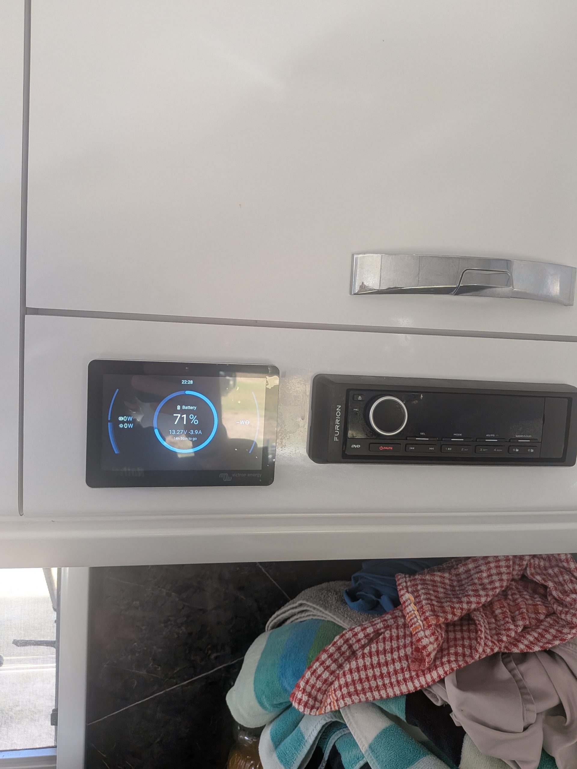Snowy River Src18: Victron Touch50 Display
