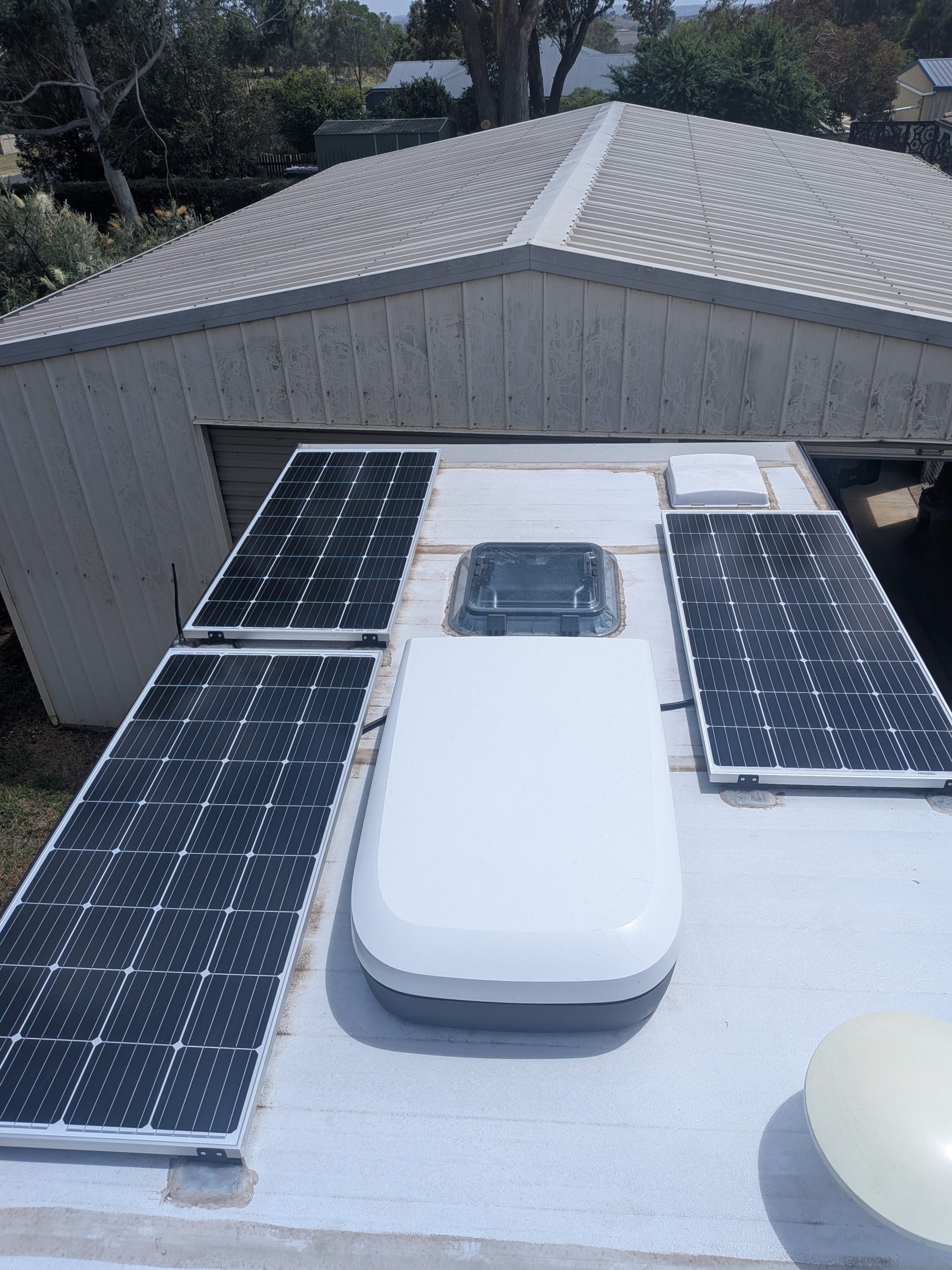 Trident Caravan: Victron Solar Panel Upgrade